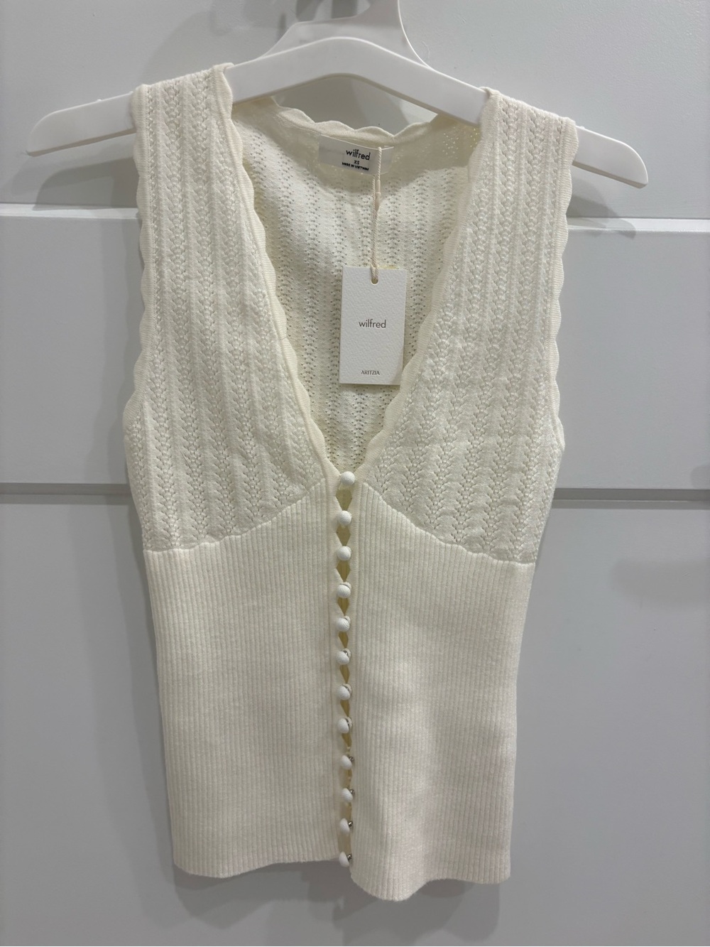 Aritzia Wilfred Cream Knit Button-Front Tank